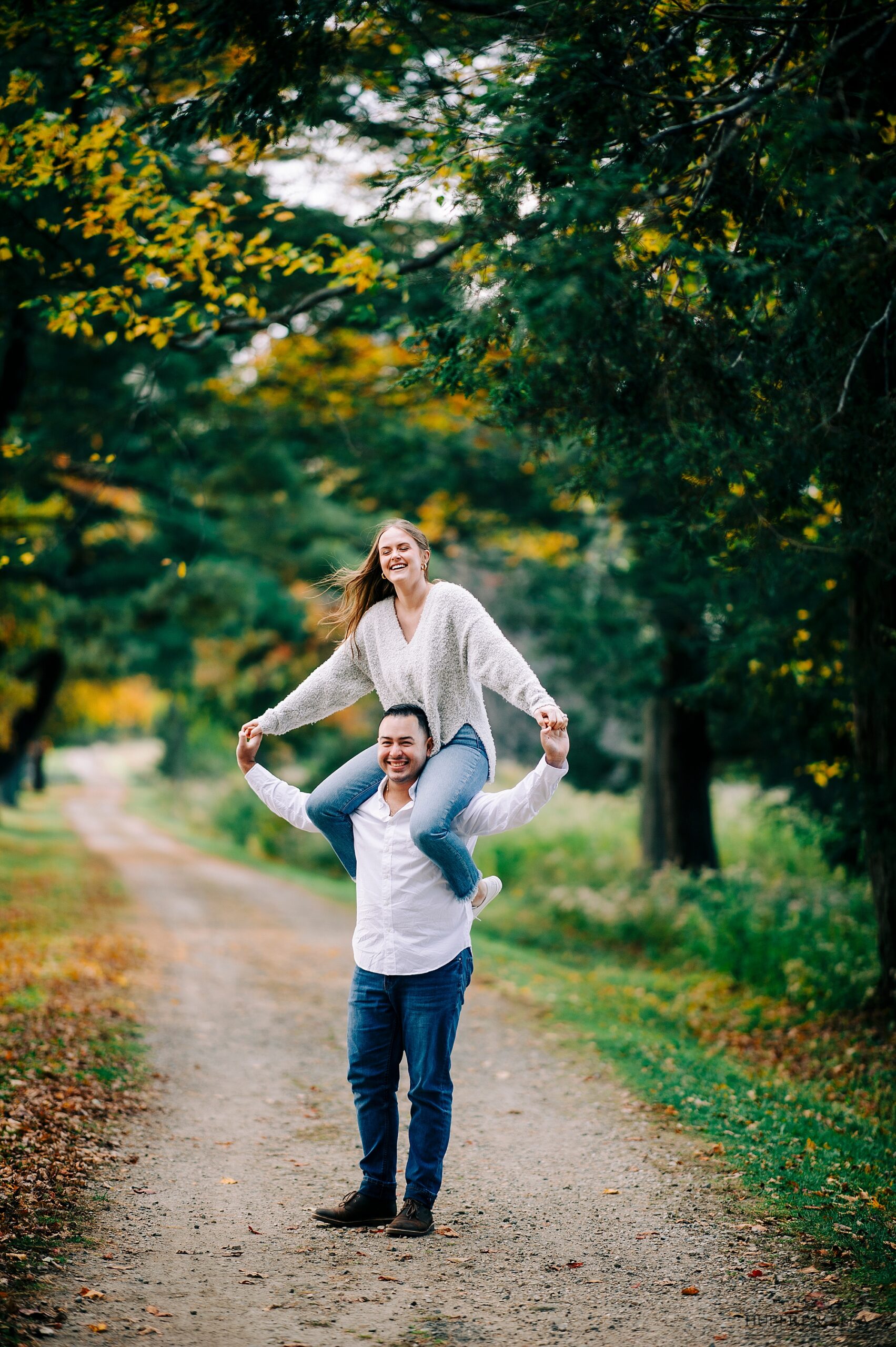 Fall Engagement Photos in Connecticut
