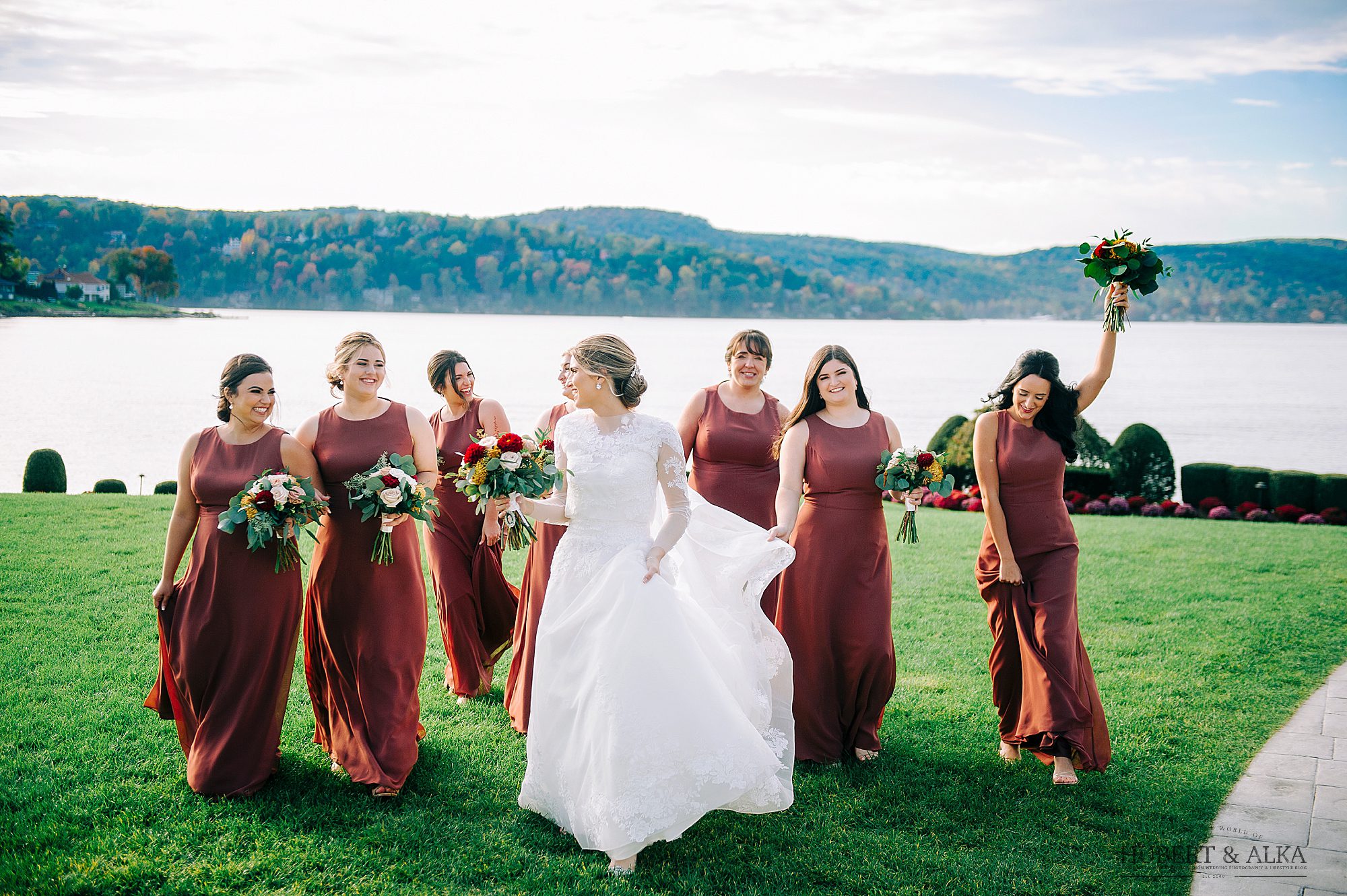 Candlweood Inn Lake Wedding photos in CT