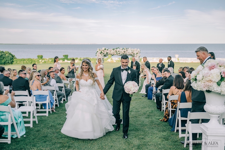 Rosecliff Mansion Wedding Ceremony Site