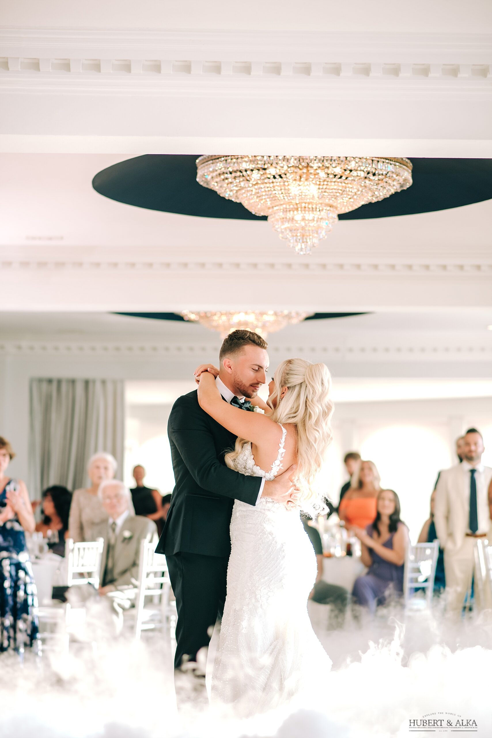 Bride and groom at Candlewood Inn wedding in Brookfield CT